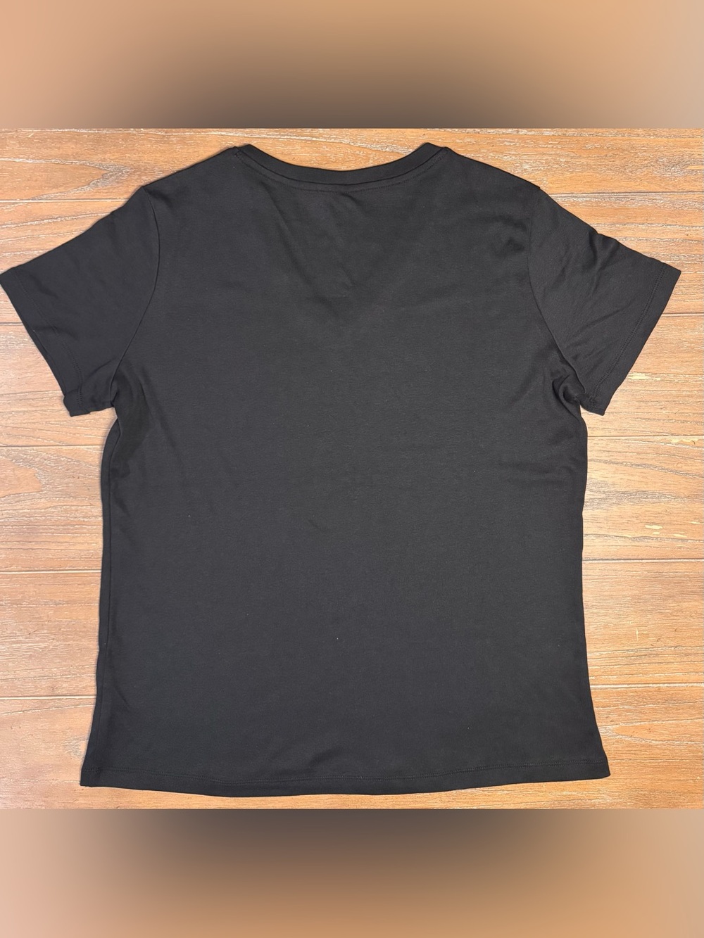 Eddie Bauer Black V-Neck Short Sleeve Tee - Picture 5 of 6